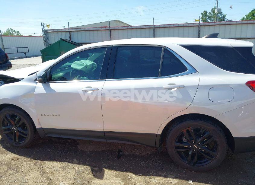 Photo 15 of 2020 Chevrolet Equinox FWD LT 1.5L TURBO (VIN 3GNAXKEV5LS736582)