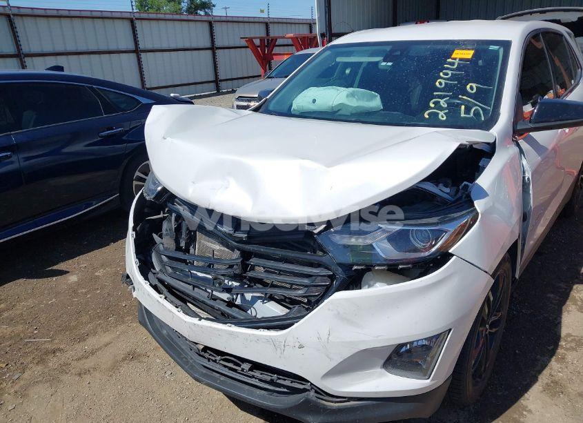 Photo 6 of 2020 Chevrolet Equinox FWD LT 1.5L TURBO (VIN 3GNAXKEV5LS736582)