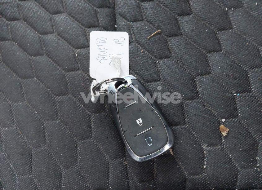 Photo 11 of 2021 Chevrolet Equinox FWD LT (VIN 3GNAXKEV5ML322620)