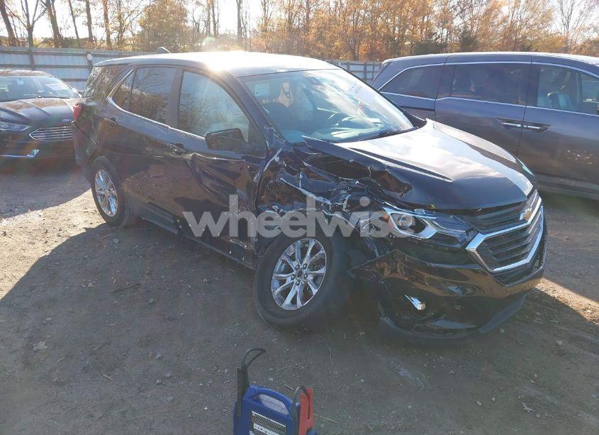 2021 Chevrolet Equinox FWD LT (VIN 3GNAXKEV5ML333908) main photo