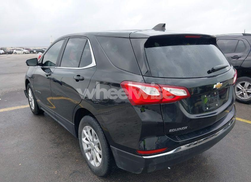 Photo 3 of 2021 Chevrolet Equinox FWD LT (VIN 3GNAXKEV5ML349039)