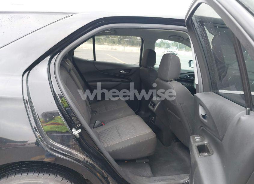 Photo 8 of 2021 Chevrolet Equinox FWD LT (VIN 3GNAXKEV5ML349039)