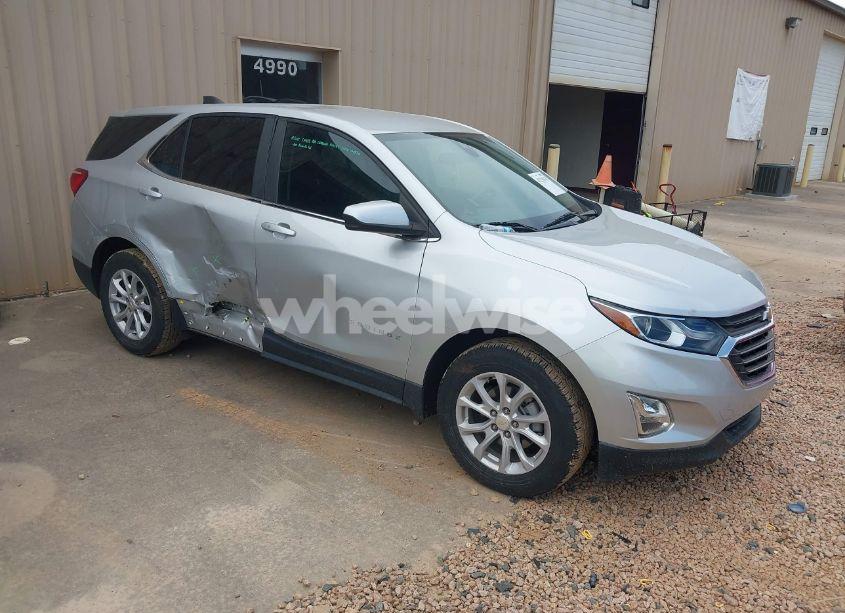 2021 Chevrolet Equinox FWD LT (VIN 3GNAXKEV5MS115084) main photo