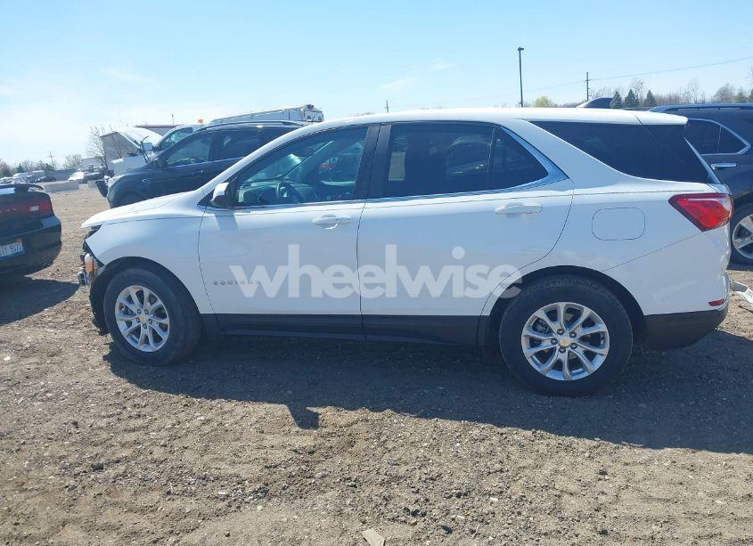 Photo 15 of 2021 Chevrolet Equinox FWD LT (VIN 3GNAXKEV5MS138218)