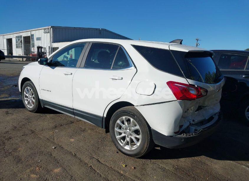 Photo 3 of 2021 Chevrolet Equinox FWD LT (VIN 3GNAXKEV5MS177455)
