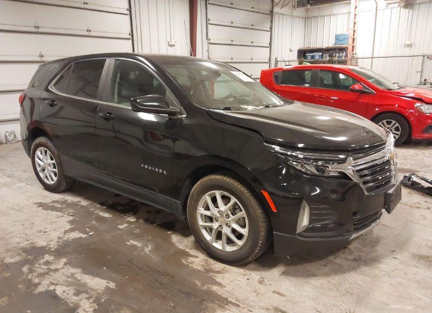 2022 Chevrolet Equinox FWD LT (VIN 3GNAXKEV5NL174762) main photo
