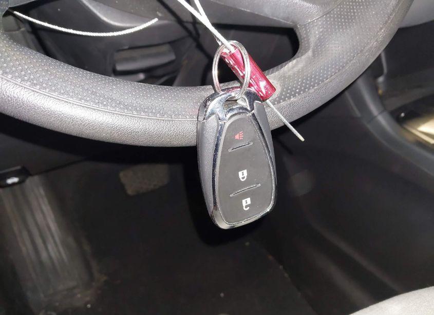 Photo 11 of 2022 Chevrolet Equinox FWD LT (VIN 3GNAXKEV5NL174762)