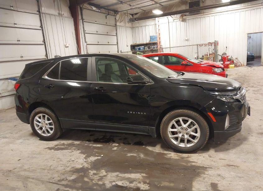 Photo 14 of 2022 Chevrolet Equinox FWD LT (VIN 3GNAXKEV5NL174762)