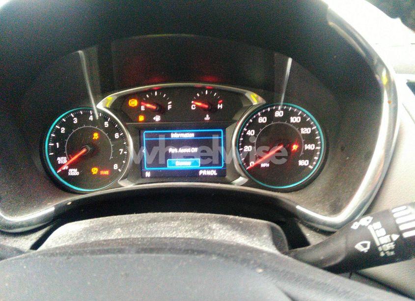 Photo 7 of 2022 Chevrolet Equinox FWD LT (VIN 3GNAXKEV5NL196518)