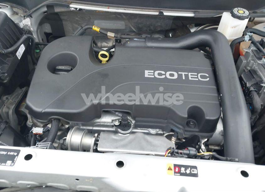 Photo 10 of 2022 Chevrolet Equinox FWD LT (VIN 3GNAXKEV5NL261075)