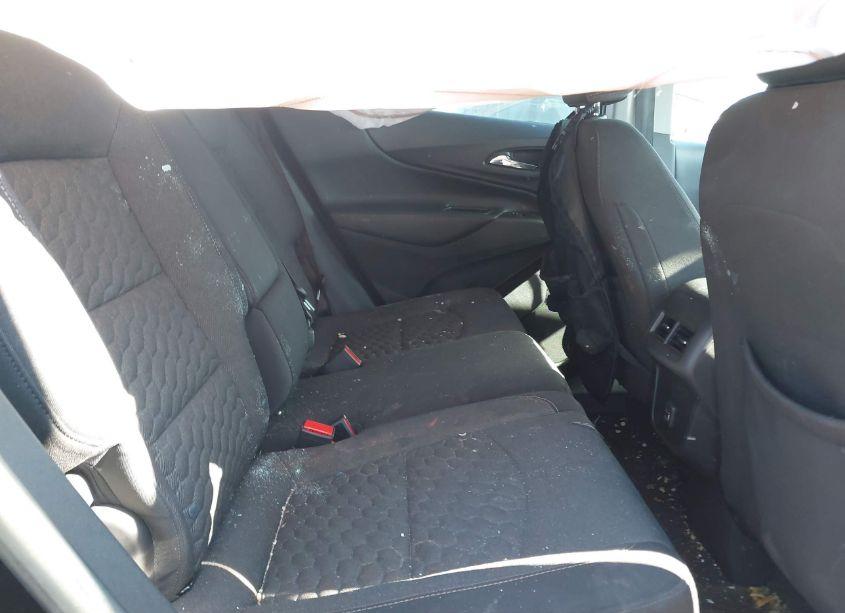 Photo 8 of 2019 Chevrolet Equinox LT (VIN 3GNAXKEV6KL113707)