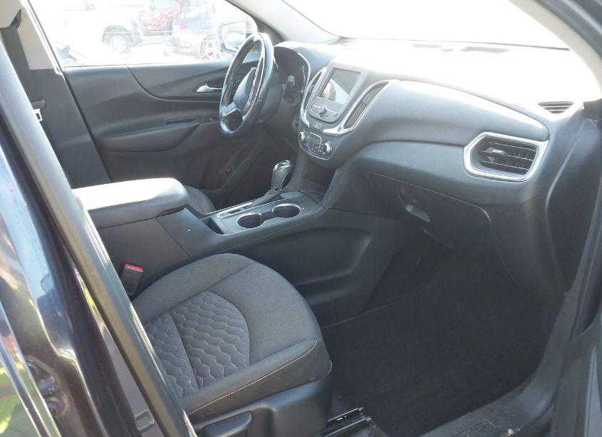 Photo 5 of 2019 Chevrolet Equinox LT (VIN 3GNAXKEV6KL203505)