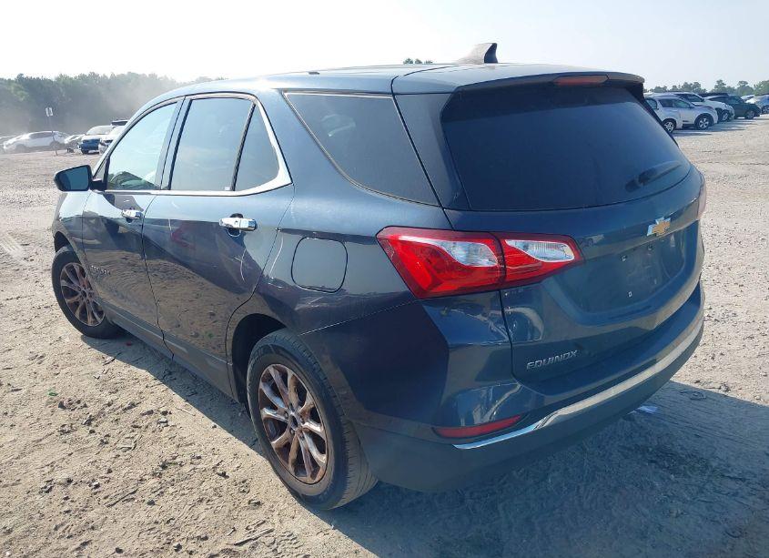 Photo 3 of 2019 Chevrolet Equinox LT (VIN 3GNAXKEV6KL320842)