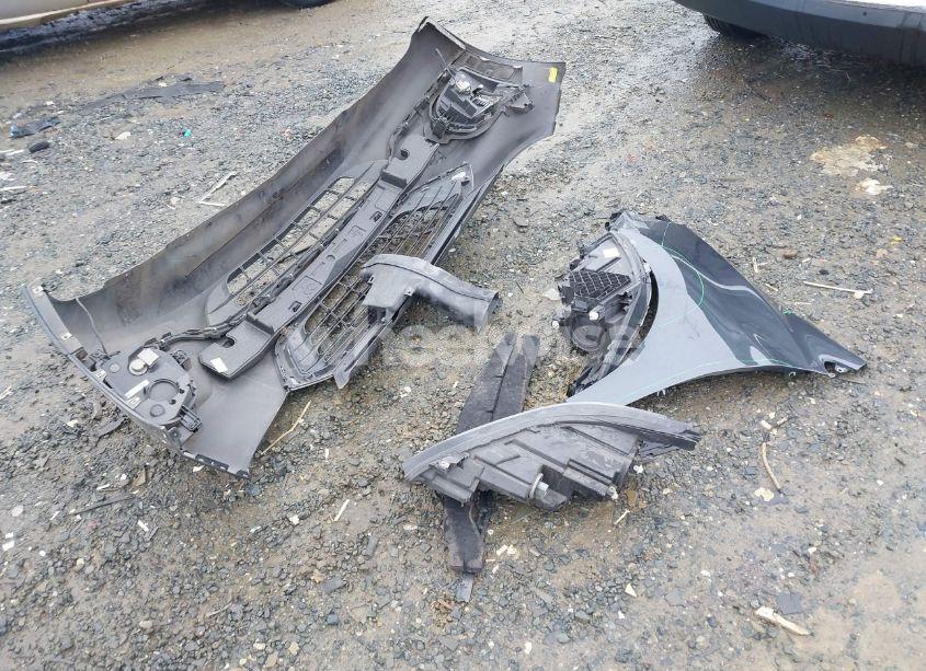 Photo 12 of 2019 Chevrolet Equinox LT (VIN 3GNAXKEV6KS505401)