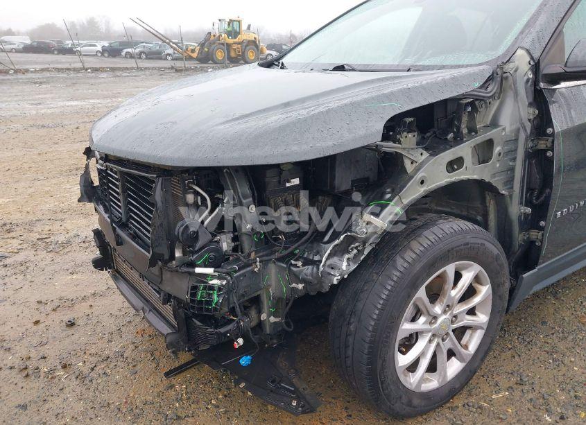 Photo 6 of 2019 Chevrolet Equinox LT (VIN 3GNAXKEV6KS505401)