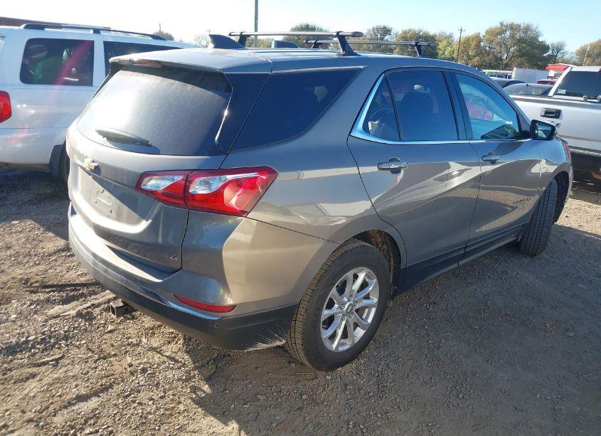 Photo 4 of 2019 Chevrolet Equinox LT (VIN 3GNAXKEV6KS559653)