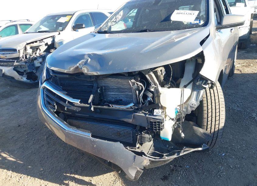 Photo 6 of 2019 Chevrolet Equinox LT (VIN 3GNAXKEV6KS559653)