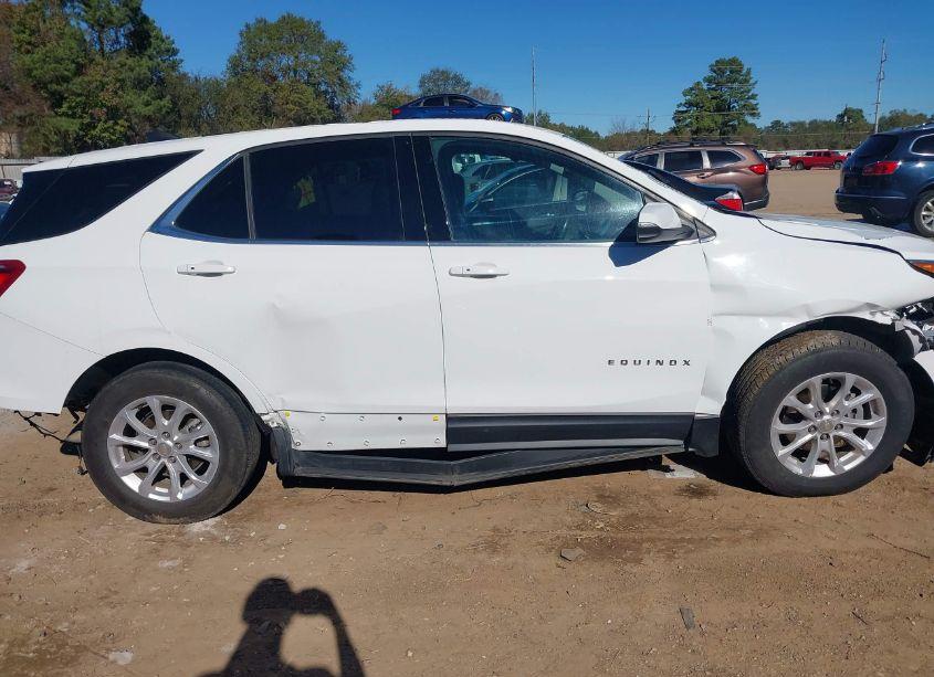 Photo 13 of 2019 Chevrolet Equinox LT (VIN 3GNAXKEV6KS669330)