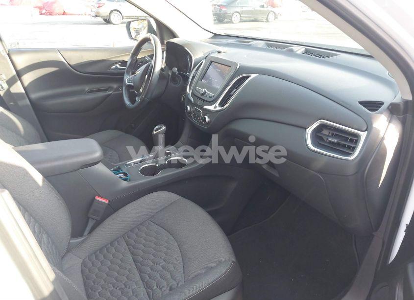Photo 5 of 2020 Chevrolet Equinox FWD LT 1.5L TURBO (VIN 3GNAXKEV6LL215431)
