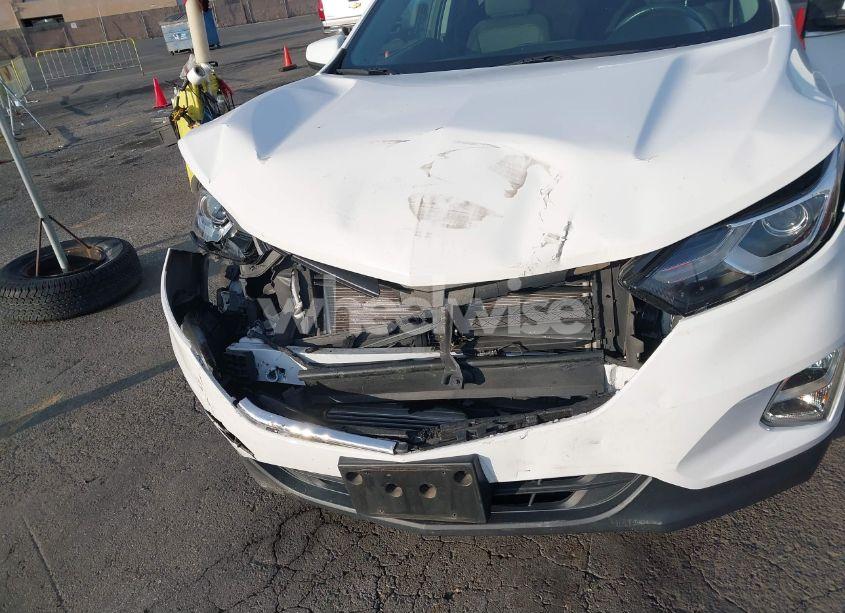 Photo 6 of 2020 Chevrolet Equinox FWD LT 1.5L TURBO (VIN 3GNAXKEV6LL215431)