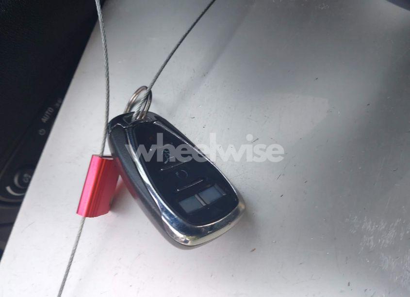 Photo 11 of 2020 Chevrolet Equinox FWD LT 1.5L TURBO (VIN 3GNAXKEV6LL280067)