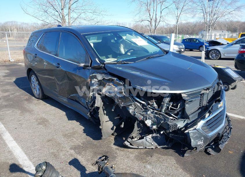 2020 Chevrolet Equinox FWD LT 1.5L TURBO (VIN 3GNAXKEV6LS677638) main photo