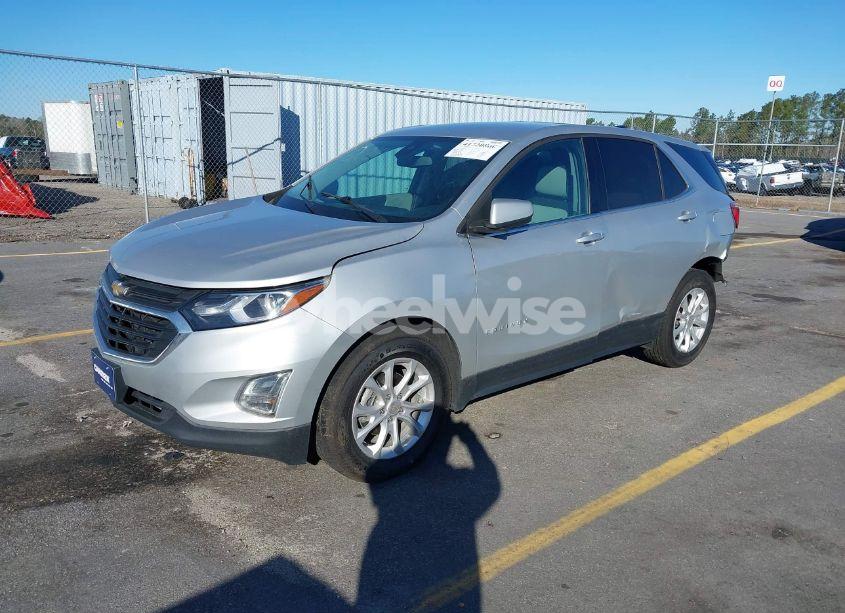 Photo 2 of 2020 Chevrolet Equinox FWD LT 1.5L TURBO (VIN 3GNAXKEV6LS681480)