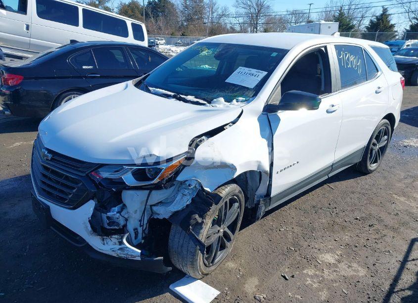 Photo 2 of 2021 Chevrolet Equinox FWD LT (VIN 3GNAXKEV6ML356601)