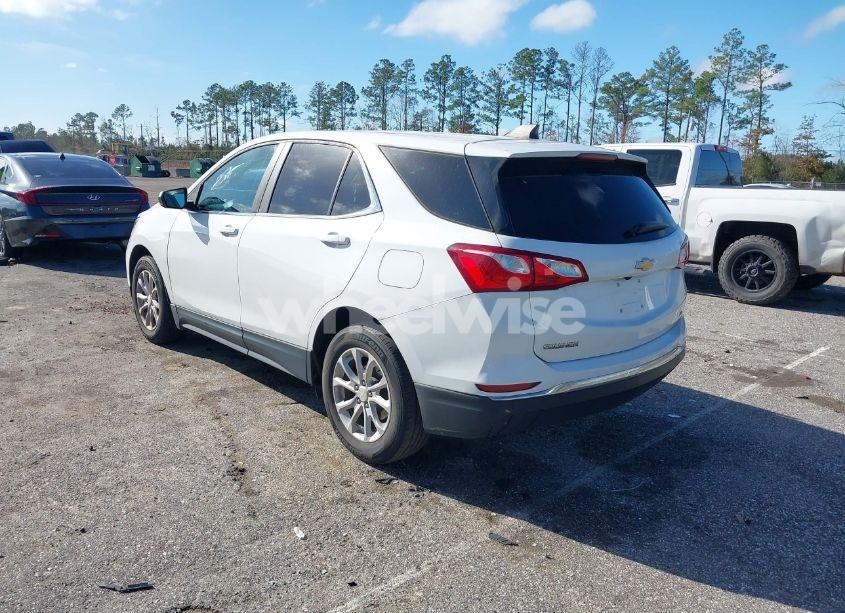 Photo 3 of 2021 Chevrolet Equinox FWD LT (VIN 3GNAXKEV6MS103137)