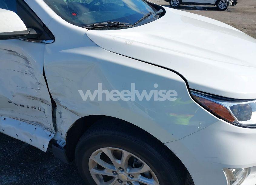 Photo 6 of 2021 Chevrolet Equinox FWD LT (VIN 3GNAXKEV6MS103137)