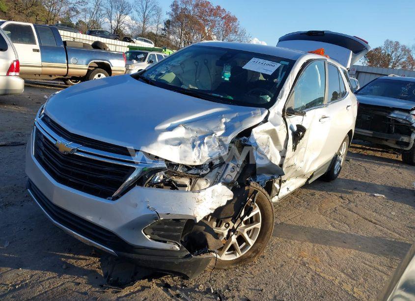Photo 2 of 2022 Chevrolet Equinox FWD LT (VIN 3GNAXKEV6NL110780)