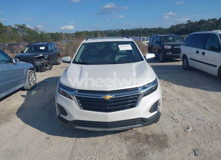 Photo 13 of 2022 Chevrolet Equinox FWD LT (VIN 3GNAXKEV6NL224083)