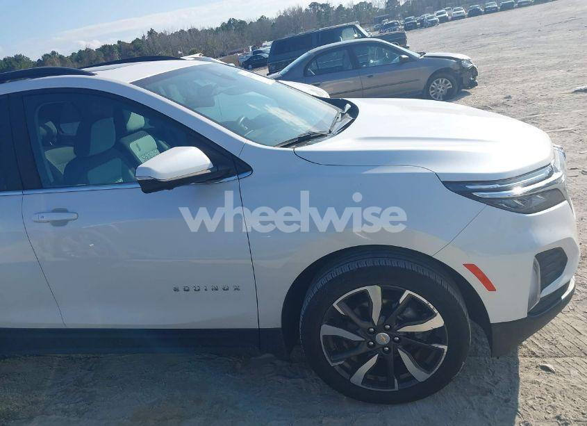 Photo 14 of 2022 Chevrolet Equinox FWD LT (VIN 3GNAXKEV6NL224083)