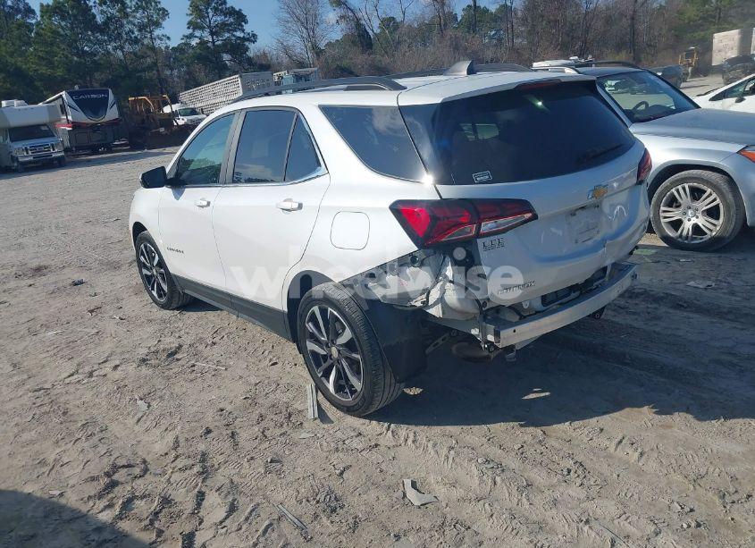 Photo 3 of 2022 Chevrolet Equinox FWD LT (VIN 3GNAXKEV6NL224083)