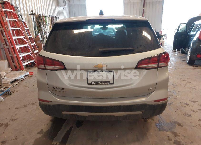 Photo 16 of 2022 Chevrolet Equinox FWD LT (VIN 3GNAXKEV6NL230966)