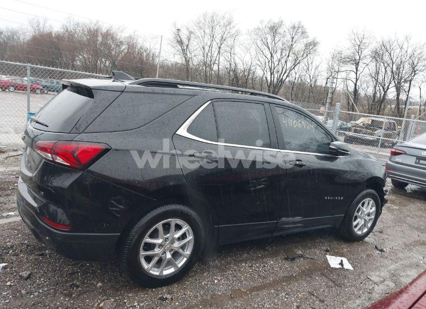 Photo 14 of 2022 Chevrolet Equinox FWD LT (VIN 3GNAXKEV6NL279147)