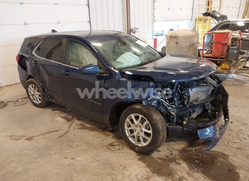 2022 Chevrolet Equinox FWD LT (VIN 3GNAXKEV6NL282839) main photo