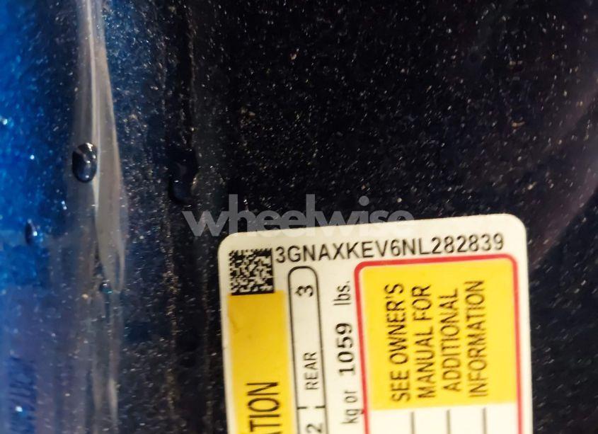 Photo 9 of 2022 Chevrolet Equinox FWD LT (VIN 3GNAXKEV6NL282839)