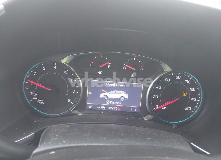 Photo 7 of 2022 Chevrolet Equinox FWD LT (VIN 3GNAXKEV6NL292383)
