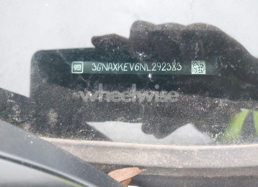 Photo 9 of 2022 Chevrolet Equinox FWD LT (VIN 3GNAXKEV6NL292383)