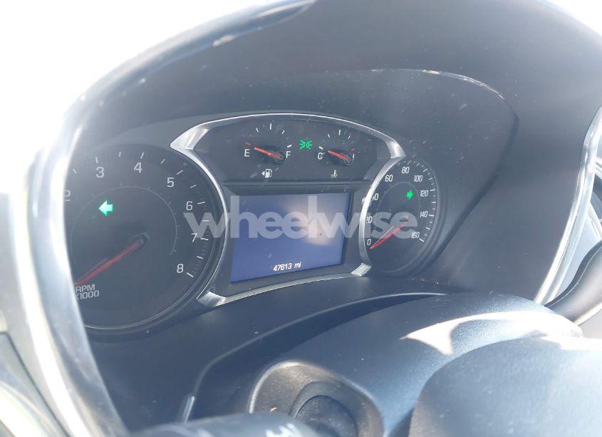 Photo 7 of 2022 Chevrolet Equinox FWD LT (VIN 3GNAXKEV6NS103124)