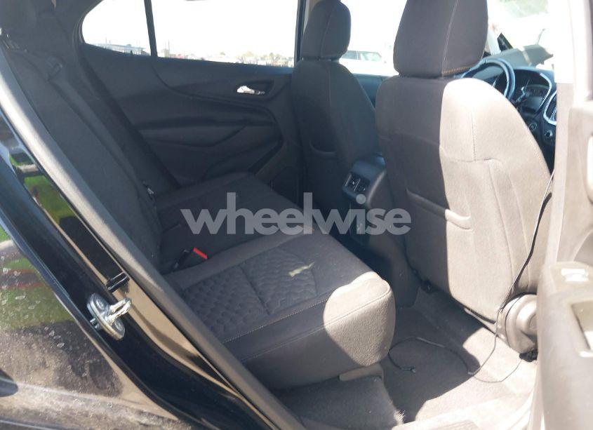 Photo 8 of 2019 Chevrolet Equinox LT (VIN 3GNAXKEV7KL171762)