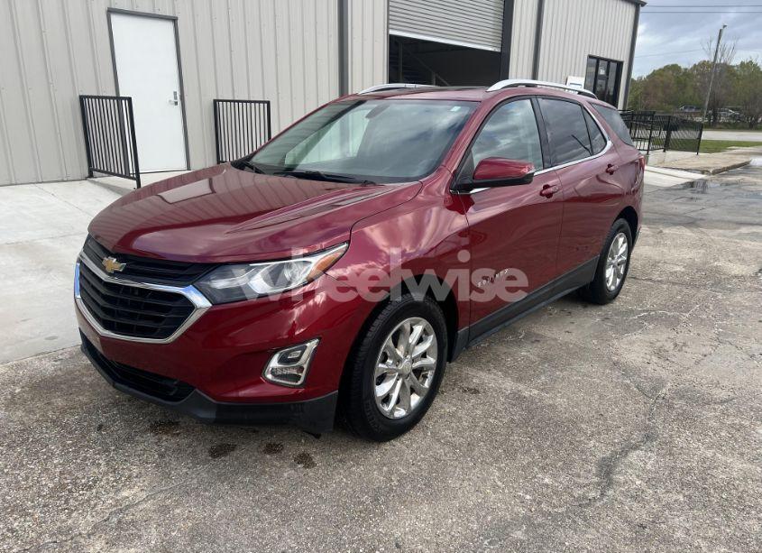 Photo 2 of 2019 Chevrolet Equinox LT (VIN 3GNAXKEV7KL206932)