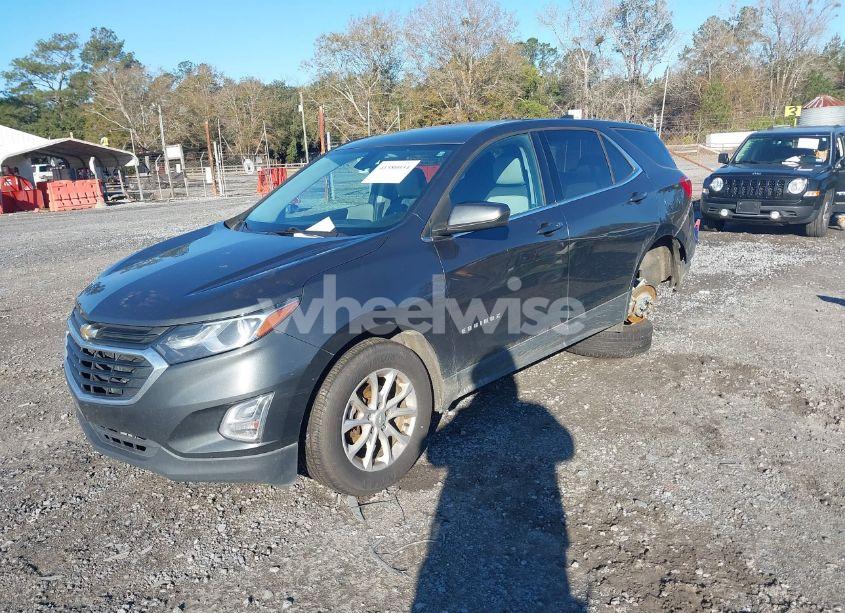 Photo 2 of 2019 Chevrolet Equinox LT (VIN 3GNAXKEV7KS515029)