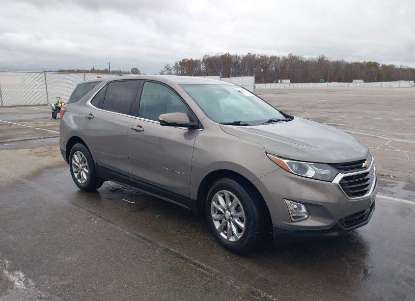 2019 Chevrolet Equinox LT (VIN 3GNAXKEV7KS532431) main photo