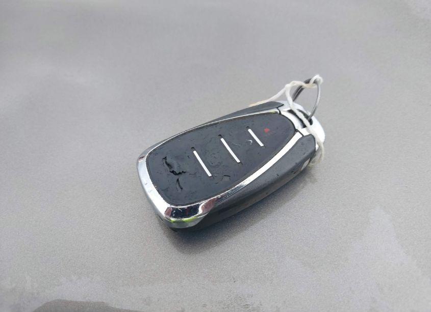 Photo 11 of 2019 Chevrolet Equinox LT (VIN 3GNAXKEV7KS532431)