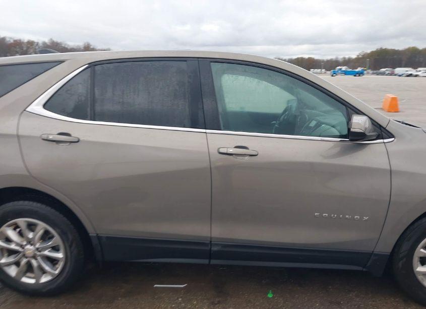 Photo 13 of 2019 Chevrolet Equinox LT (VIN 3GNAXKEV7KS532431)