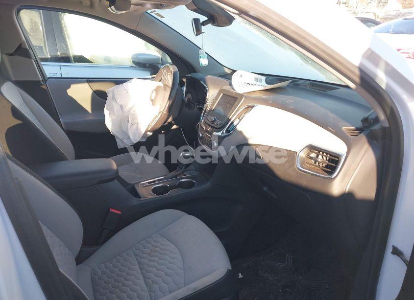 Photo 5 of 2020 Chevrolet Equinox FWD LT 1.5L TURBO (VIN 3GNAXKEV7LL155921)