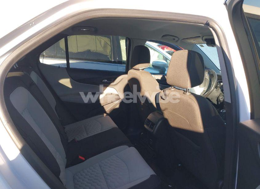 Photo 8 of 2020 Chevrolet Equinox FWD LT 1.5L TURBO (VIN 3GNAXKEV7LL155921)