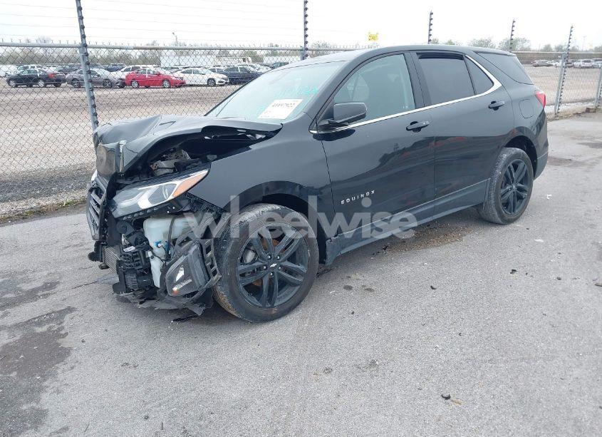 Photo 2 of 2020 Chevrolet Equinox FWD LT 1.5L TURBO (VIN 3GNAXKEV7LL175599)